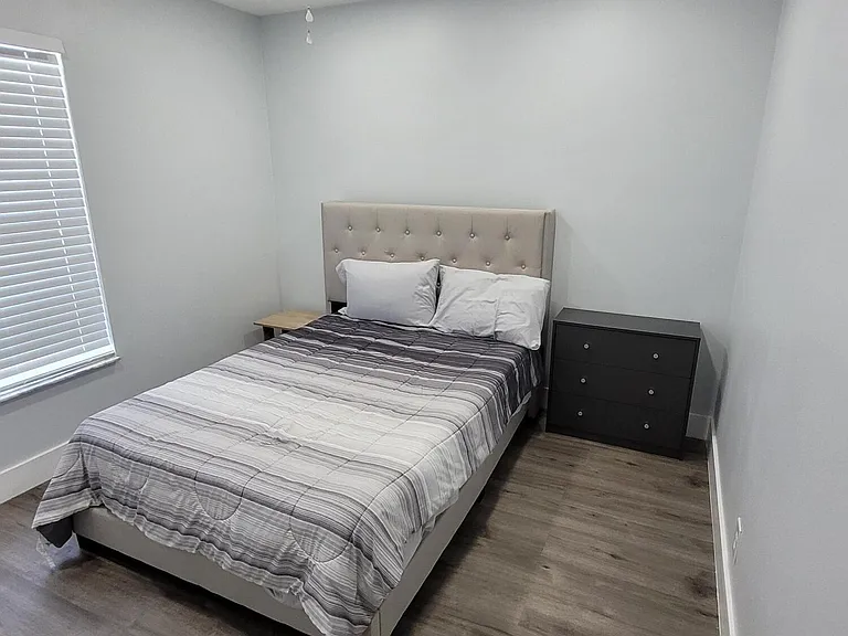 1328 Waterway Cove Dr — Photo 6