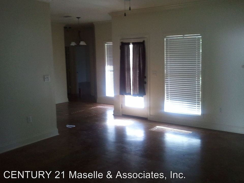 2nd image of 112 Gaddy Dr