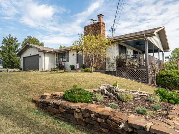 21 Hilltop Drive, Kimberling City, MO 65686