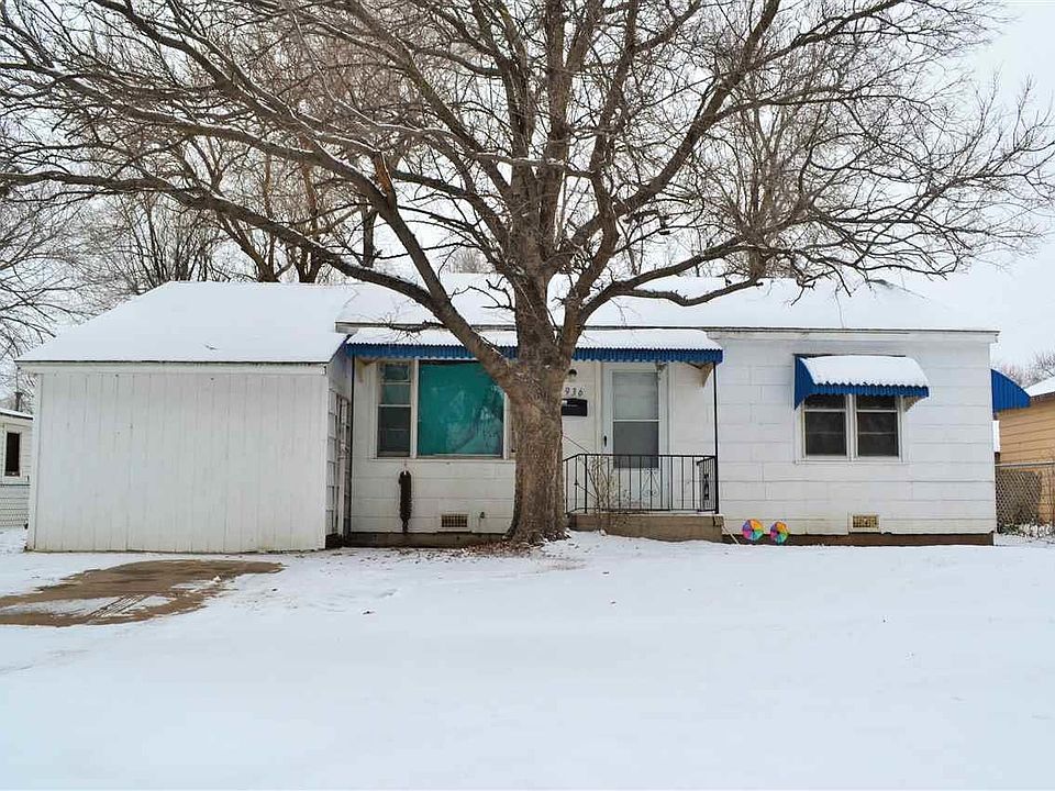 1st image of 936 E 9th Ave