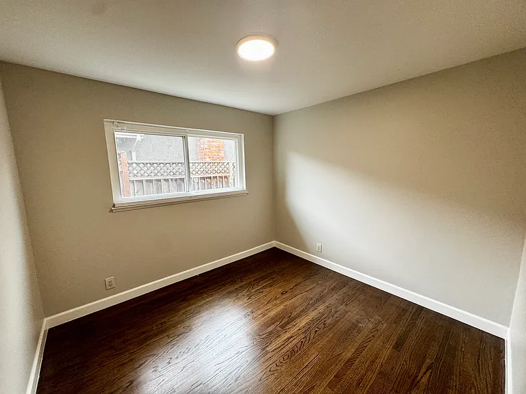 1405 Antonio Ln — Photo 9