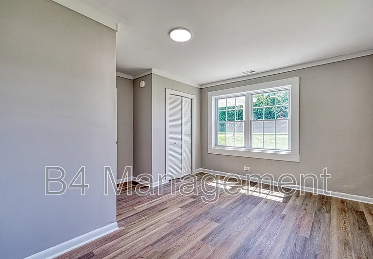 151 Church St — Photo 11
