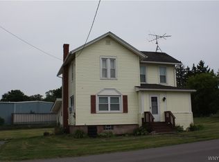 4435 Prospect St, Gasport, NY 14067
