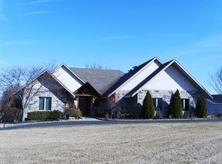 103 Slate Ct, Bellefonte, PA 16823