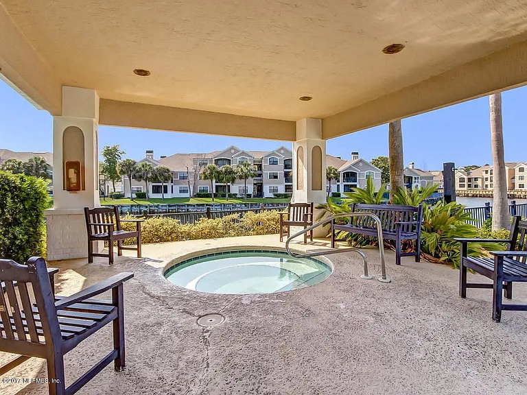 805 Boardwalk Dr — Photo 24
