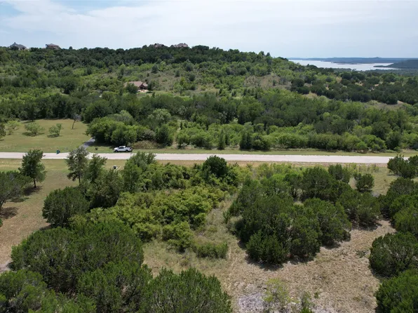 1319 Balcones Ln, Graford, TX 76449