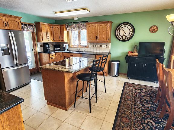 3rd image of 4041 S Rivershore Dr