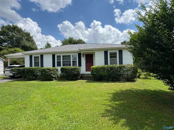 306 Nixon St, Albertville, AL 35950