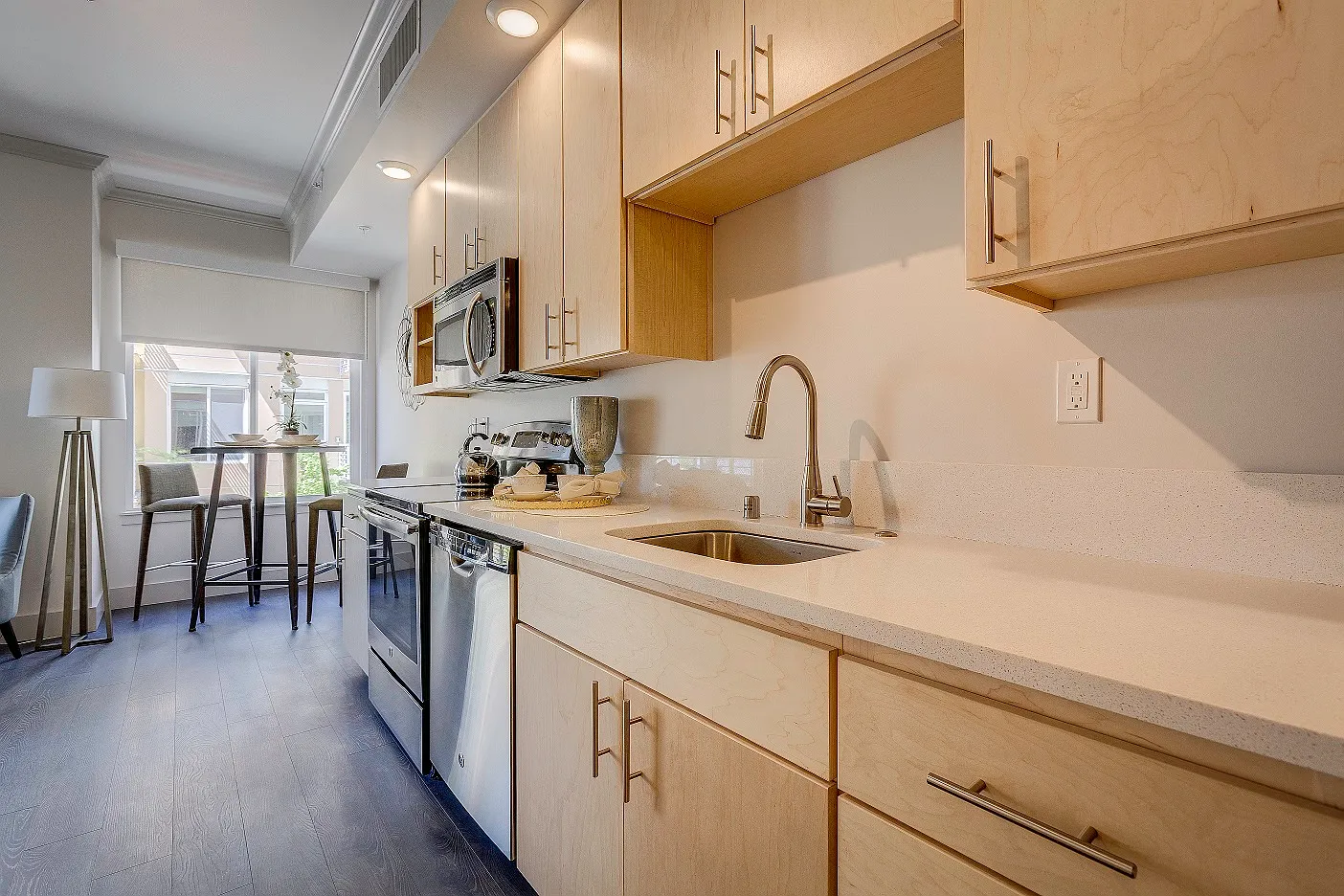 The Mercer Apartment Homes — Photo 3