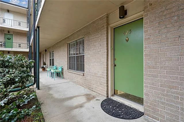 2716 Whitney Pl #425 — Photo 6