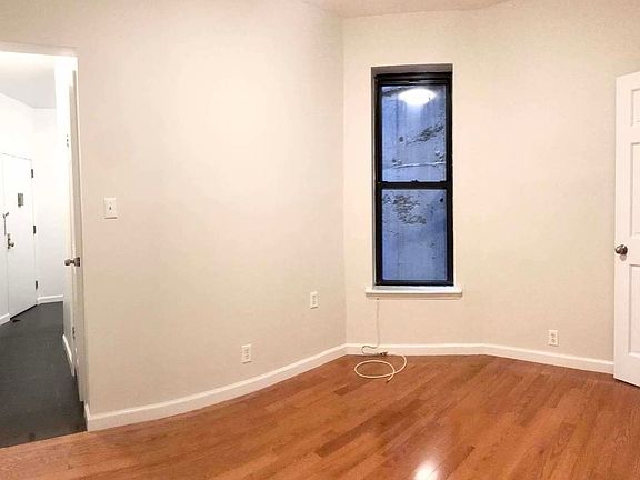 2nd image of 346 W 36th St APT 4A