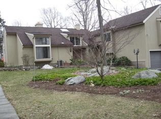 16 Hemlock Hollow Rise, Armonk, NY 10504