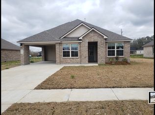 5393 Greenridge Ln, Zachary, LA 70791