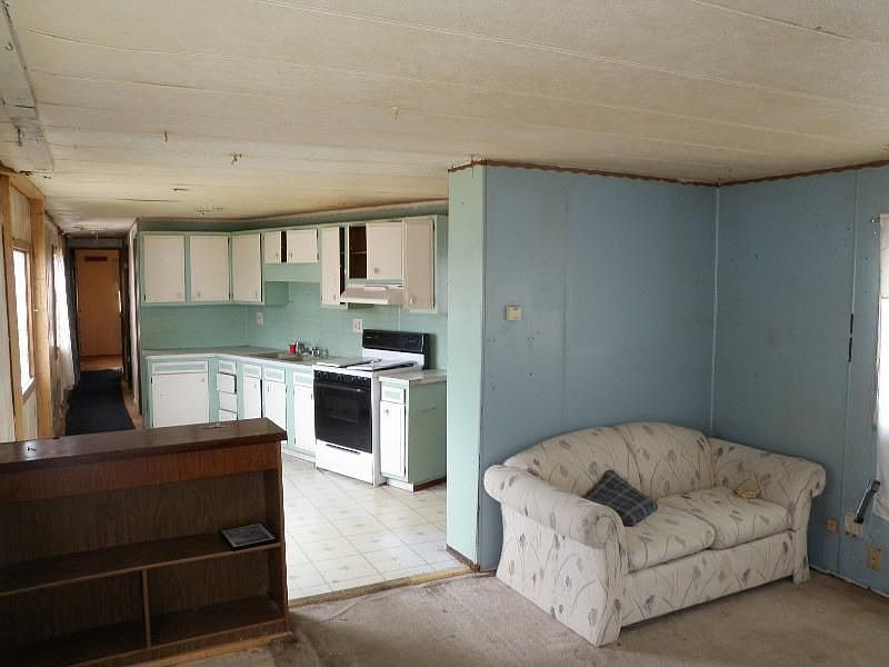 2nd image of 66 Elmwood Dr