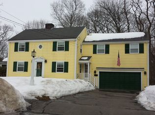 15 Vale View Rd, Wakefield, MA 01880