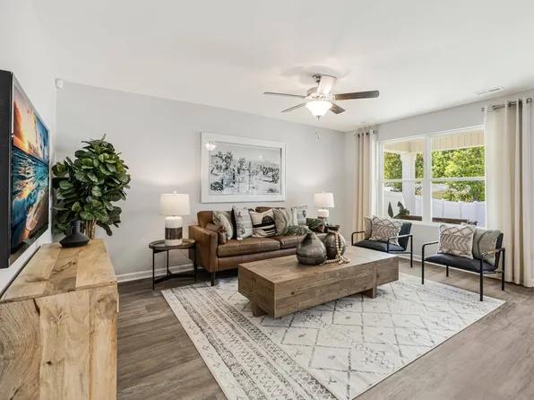 Landing at Stone Chimney