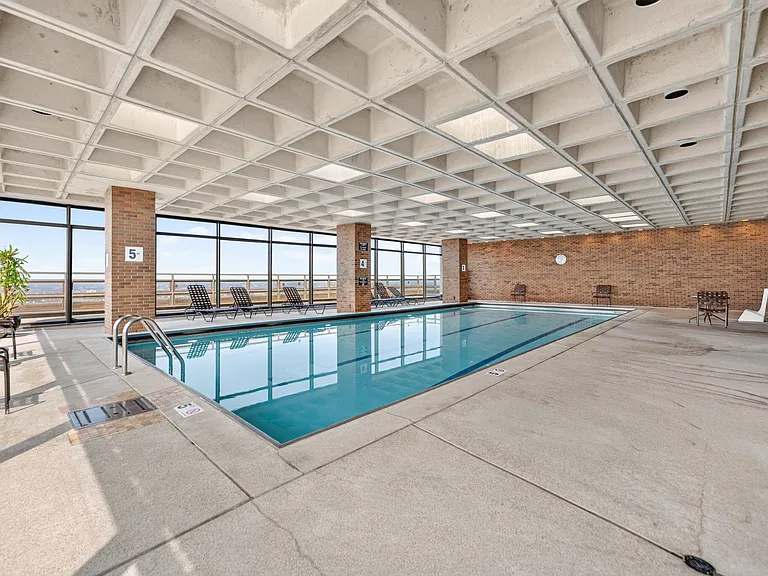 2650 N Lakeview Ave #2801 — Photo 26