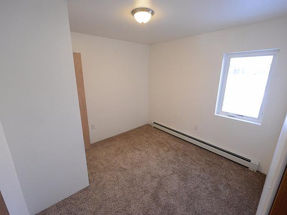 5th image of 1147 6th Ave
