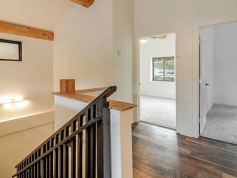 148 N Aspen St — Photo 6