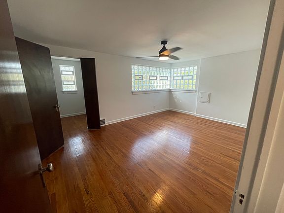5th image of 672 Sheridan Ave