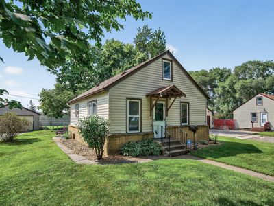 6719 Grimes Ave N, Brooklyn Center, MN, 55429