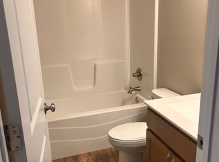 40 Bittersweet Dr, Troy, MO 63379