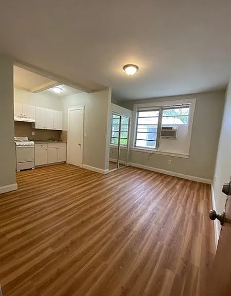 102 Menores Ave #9 — Photo 12