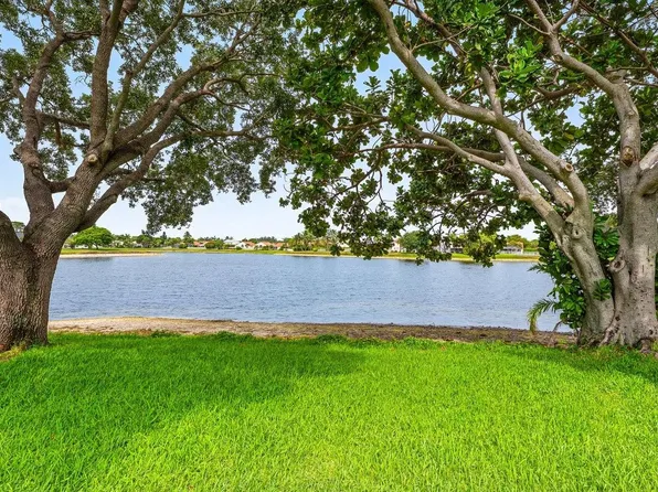 4435 Willow Pond Road #B, West Palm Beach, FL 33417