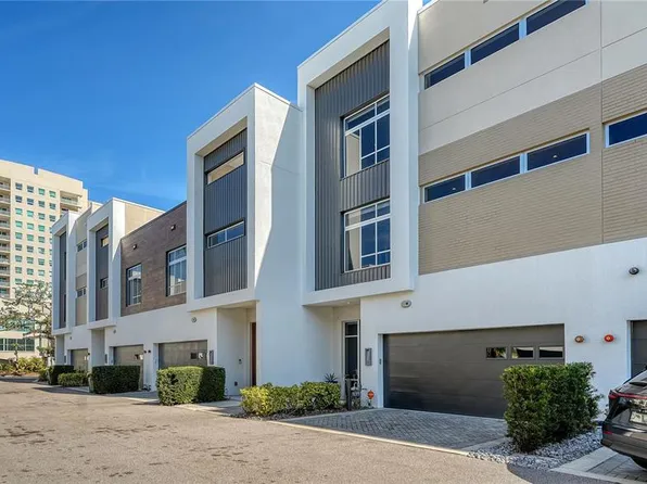 211 Cosmopolitan Ct #211, Sarasota, FL 34236