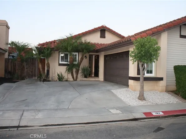 187 Mistletoe Dr, Corona, CA 92879