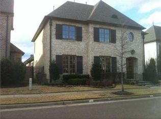 1883 Old Towne Ln, Germantown, TN 38139