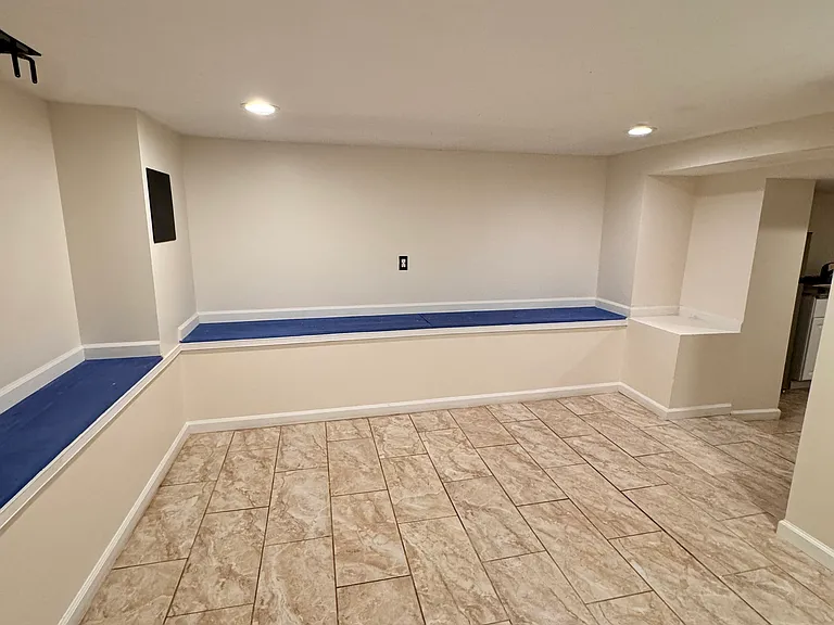 816 E Jeffrey St — Photo 10