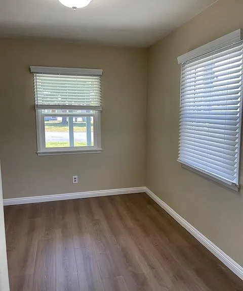 4303 Linwood Pl — Photo 7