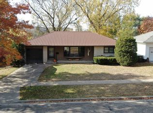 791 S Beaumont Rd, Prairie Du Chien, WI 53821