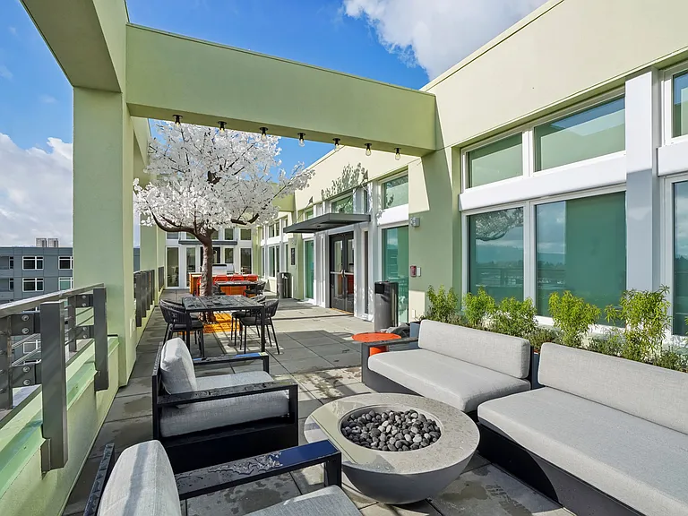 Splash Apartments — Photo 59