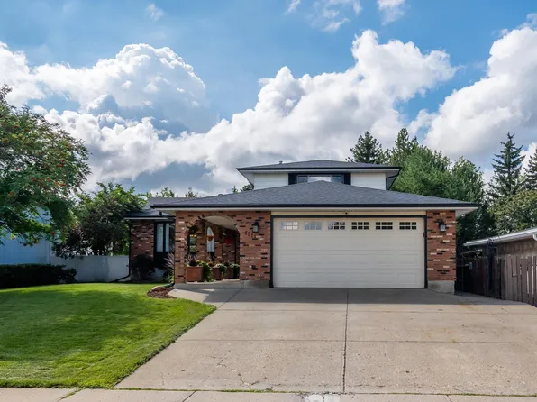 4111 131st Ave NW, Edmonton, AB T5A 2S6