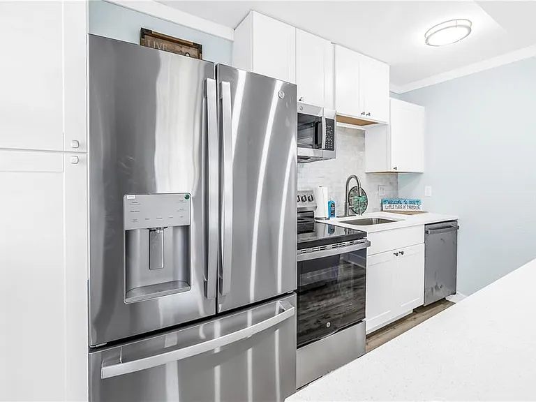 6892 Gulf Winds Dr #2 — Photo 14