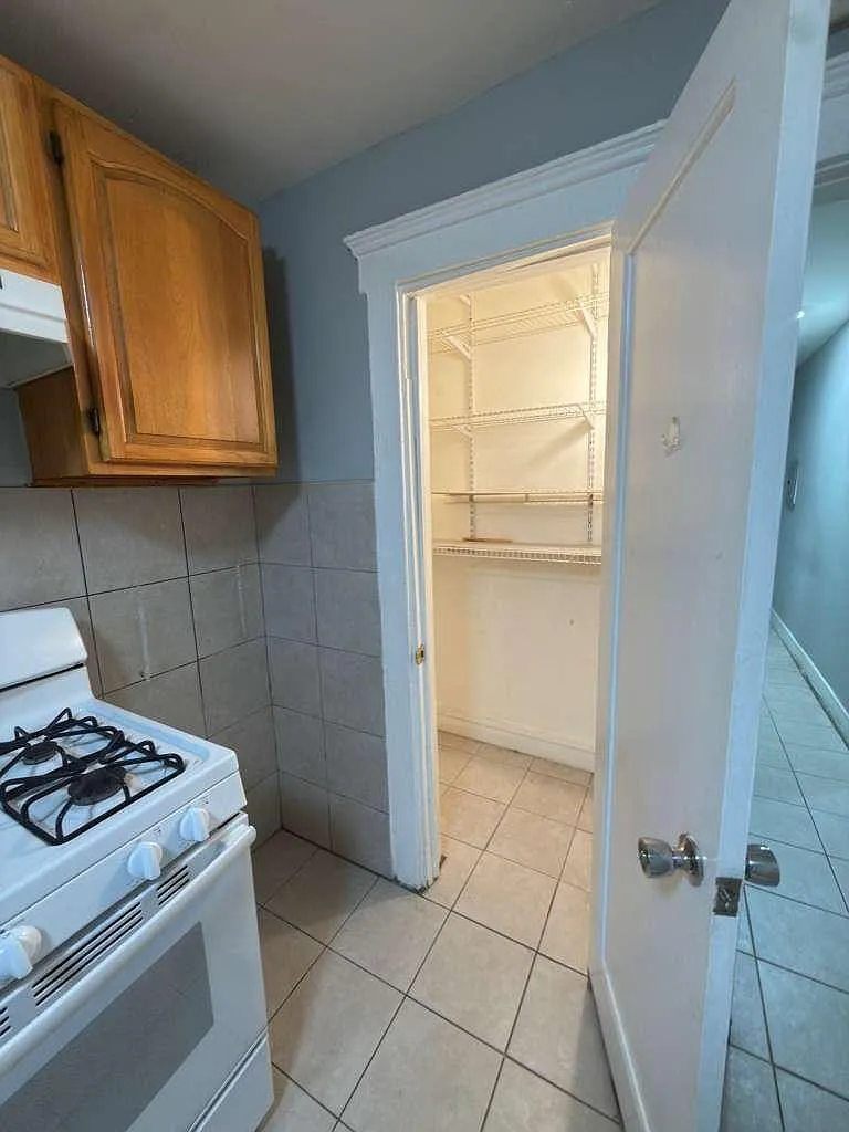 1 bed, $1,650 — Photo 2