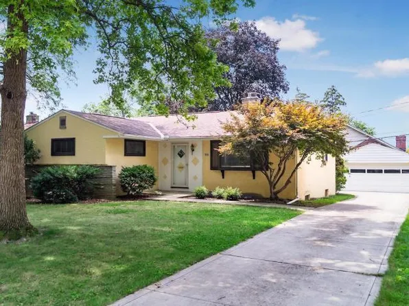 981 Hartford St, Worthington, OH 43085