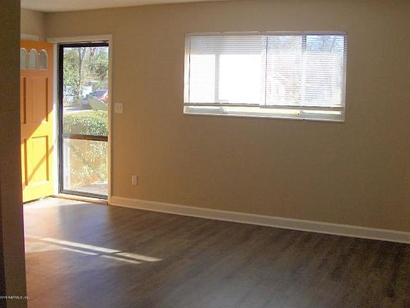 4th image of 6801 Goldilocks Ln