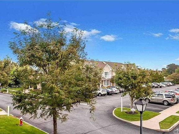 2nd image of 48 Genevieve Ct #48