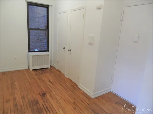 Rented by City Connections Realty | media 20