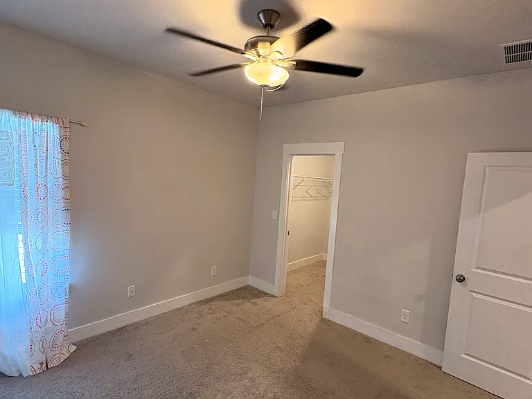 370 Crestbrook Ln — Photo 31