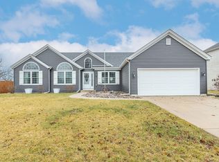 2312 High Ridge Ln, Yorkville, IL 60560