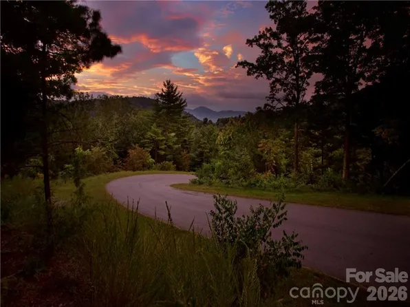 187 Starling Pass #102, Asheville, NC 28804