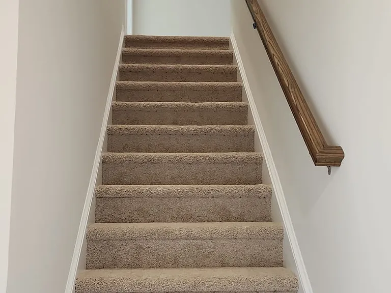 1669 Hallview Ct — Photo 10