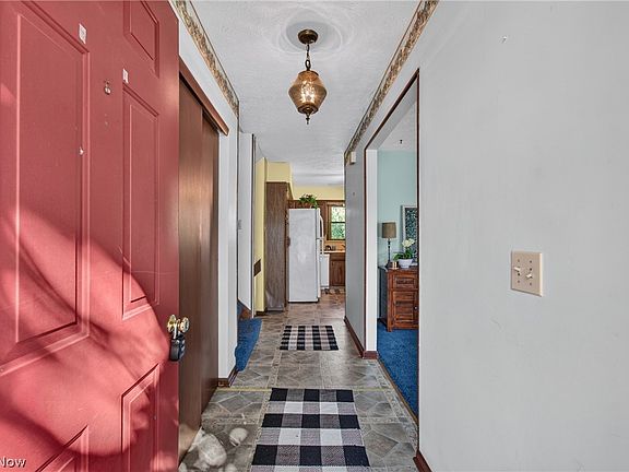 5th image of 7447 Jimmie St SW