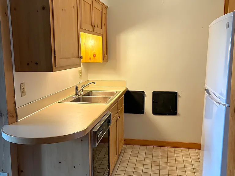 2864 Henneberry Rd #1 — Photo 9