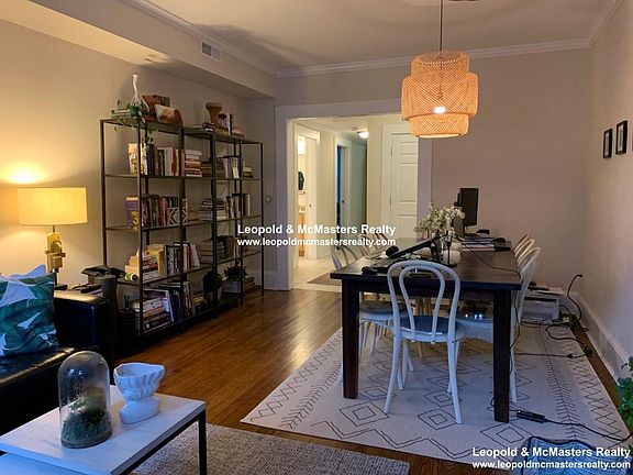 plenty of space to set up a dining room table