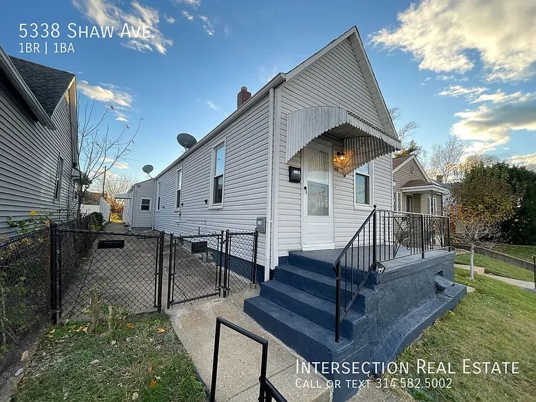 5338 Shaw Ave — Photo 3